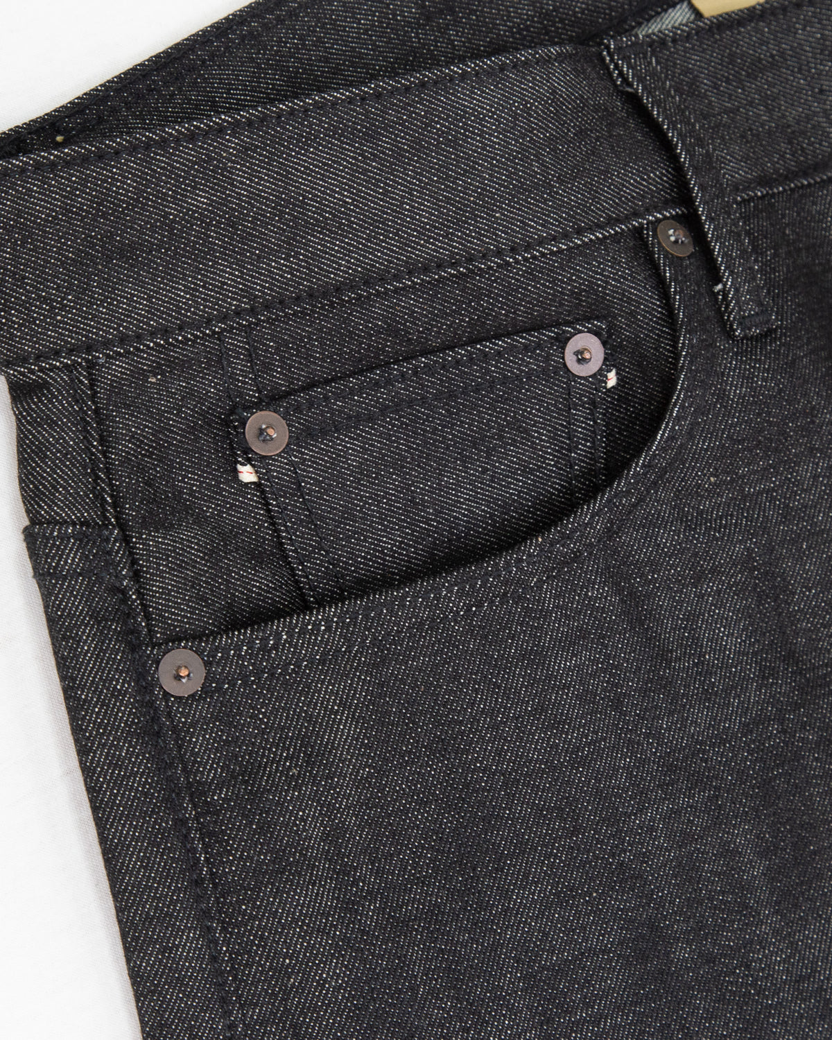 Black Warp White Weft Selvedge
